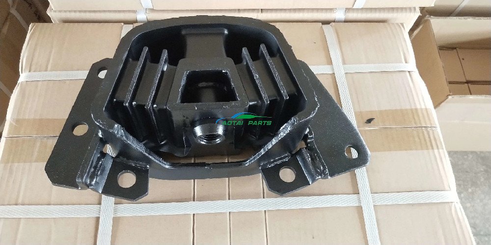 1532253941,153225-3941,1-53225-394-1,1-53225394-1 Isuzu Heavy Duty Truck Engine Mounting