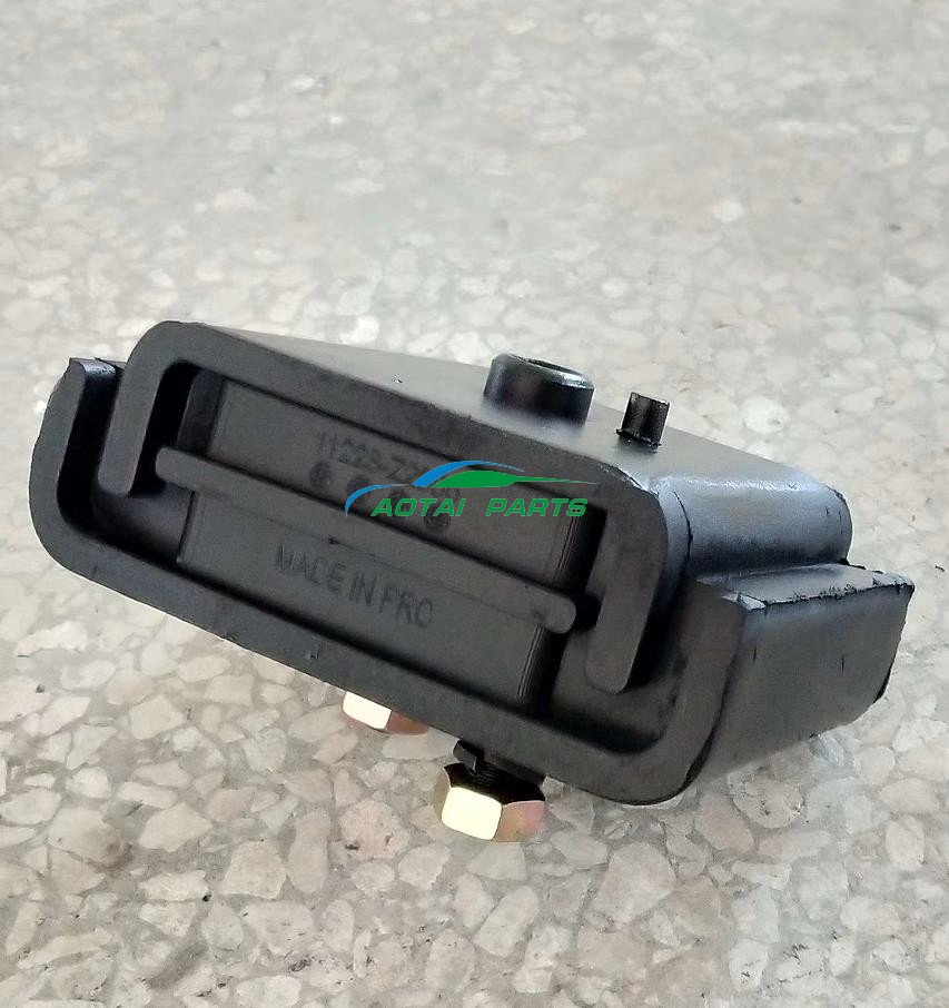 Nissan UD Engine Mount 11228-z2005