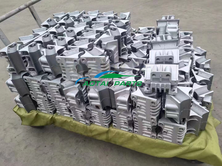 HOWO Engine Mounting 1607468-3/16074683