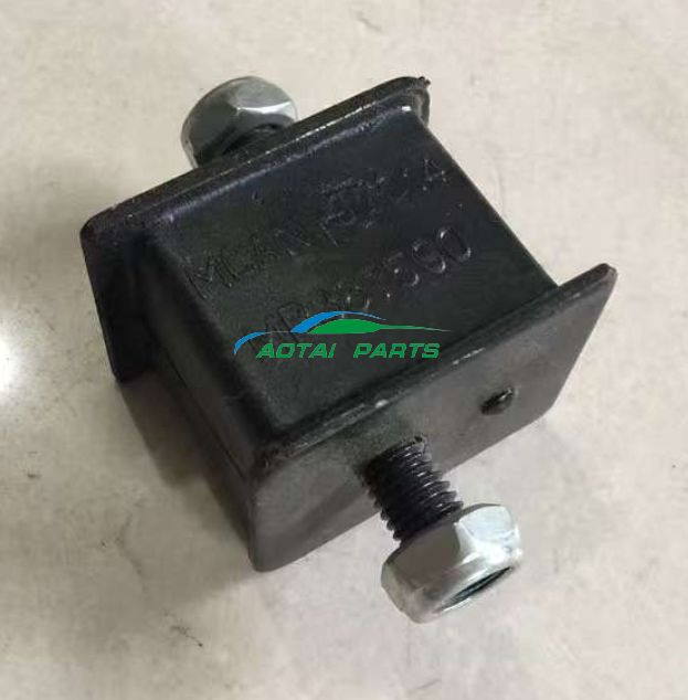 Mitsubishi Canter Truck Engine Mounting MB387590 MB201952