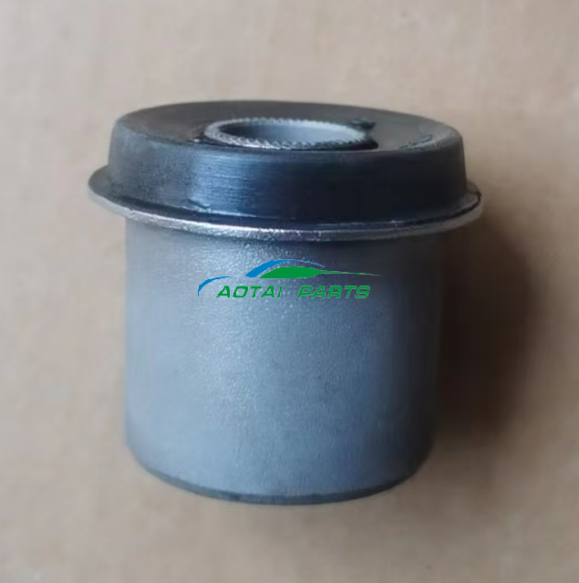 Fuso Bushing MB633820